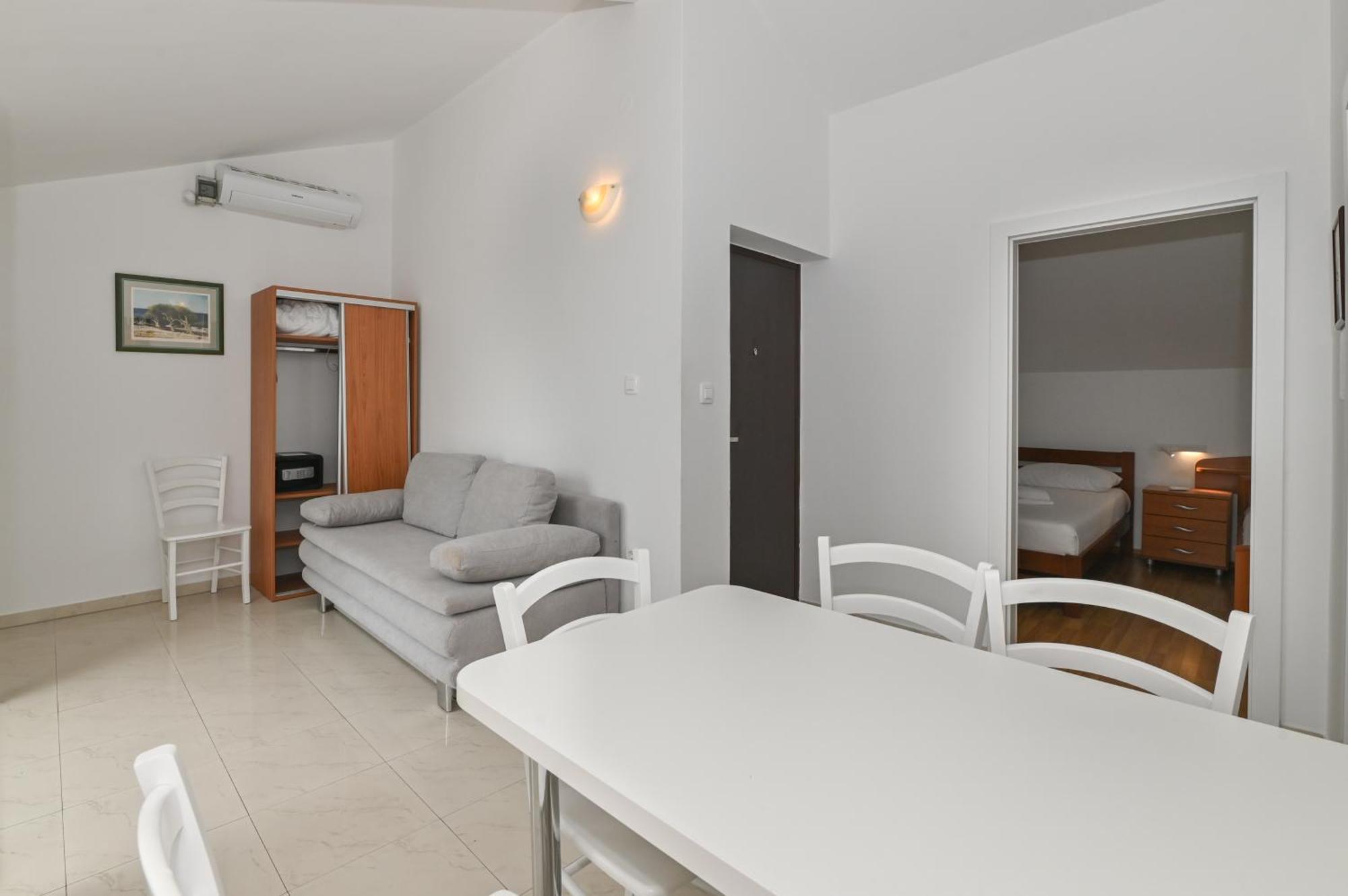 Seagull Pool Apartments & Studios Novalja Exterior foto
