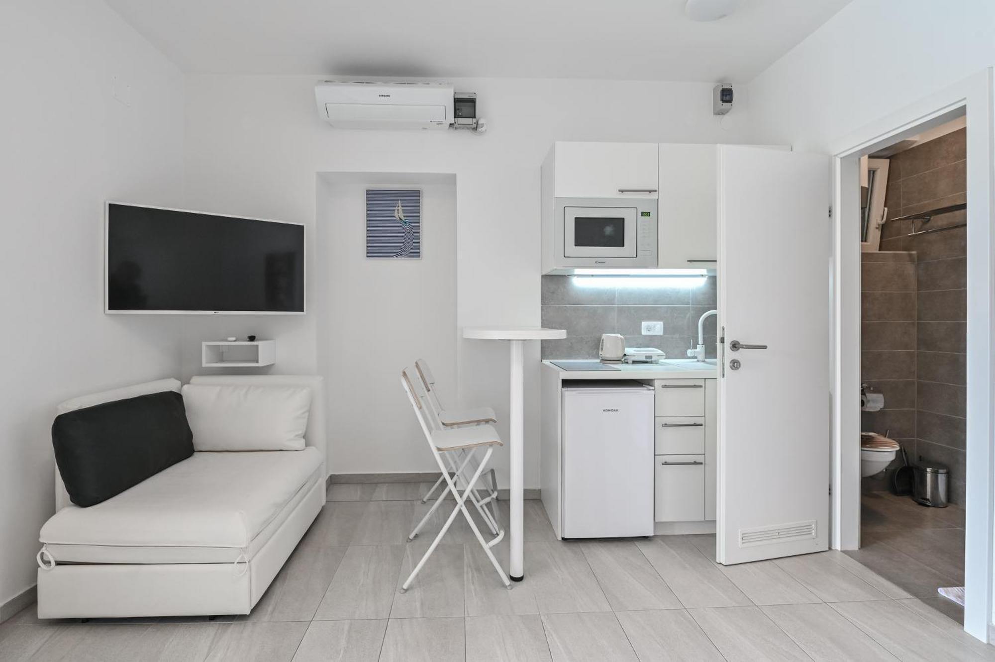 Seagull Pool Apartments & Studios Novalja Exterior foto