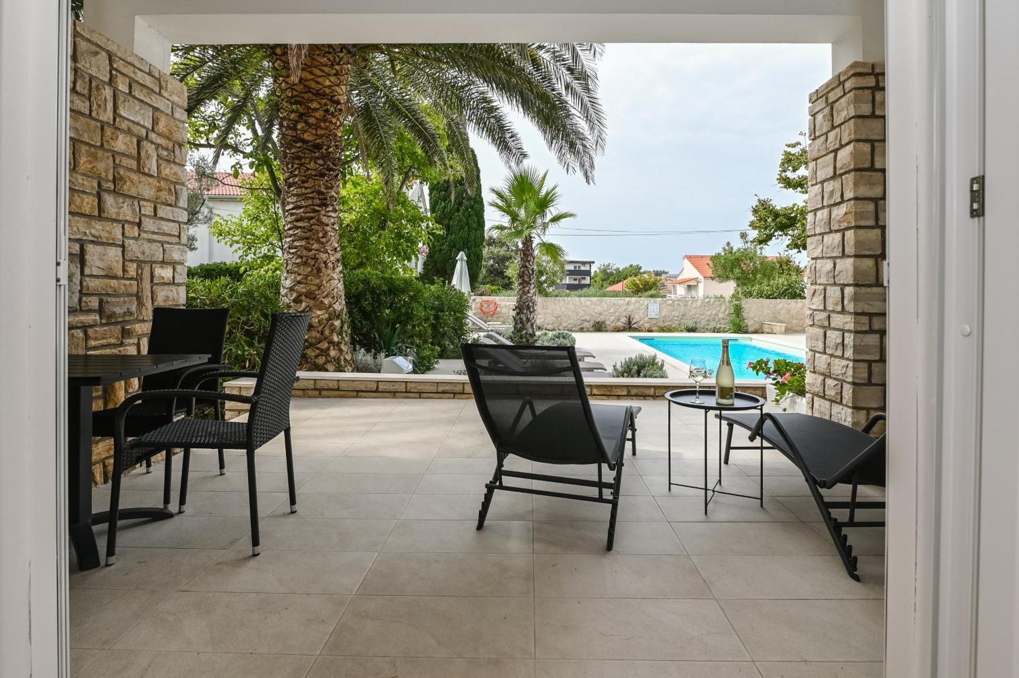 Seagull Pool Apartments & Studios Novalja Exterior foto